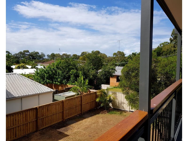 4 Brolga Lane, Noosa Heads QLD 4567