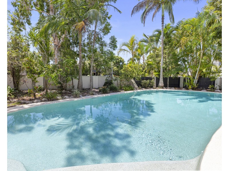 7/2 Dolphin Crescent, Noosaville QLD 4566