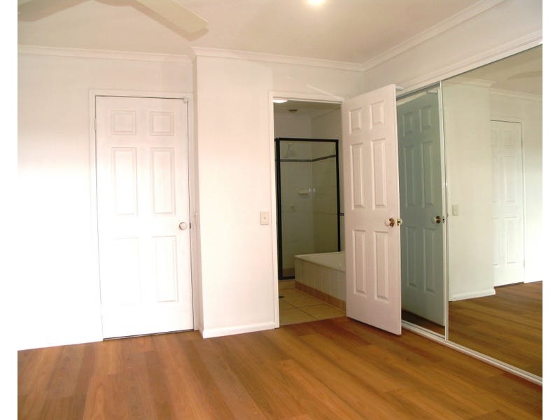 Unit 4/15 Advance Place, Sunrise Beach QLD 4567