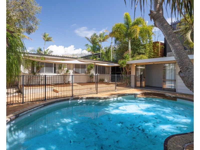 10 Weyba Street, Sunshine Beach QLD 4567