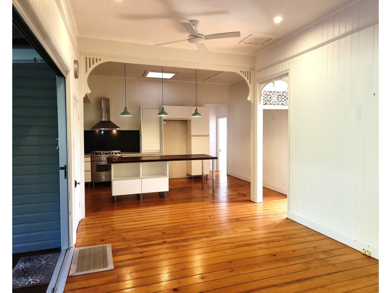 21 Wattle Street, Cooroy QLD 4563