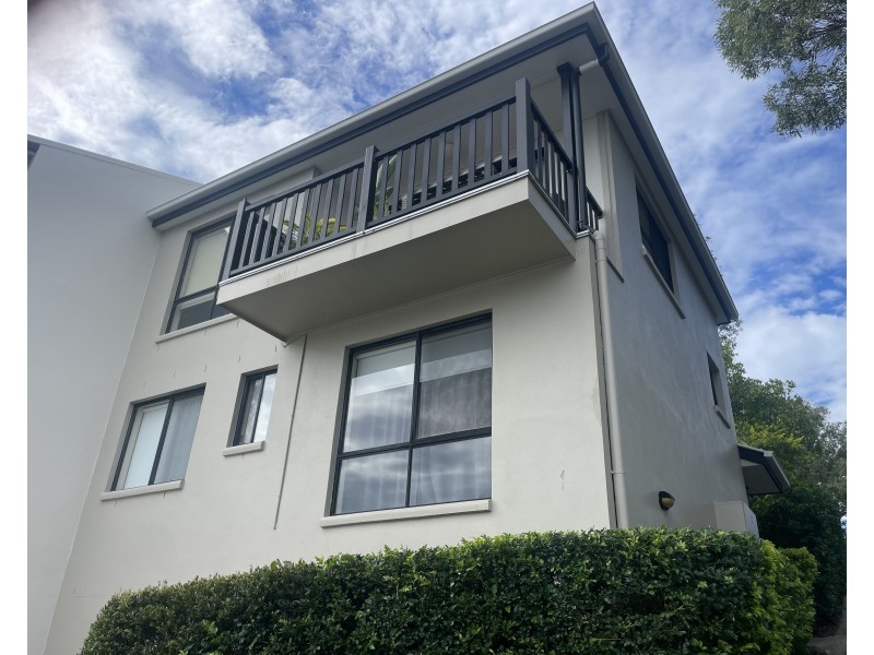 1/17 Advance Place, Sunrise Beach QLD 4567