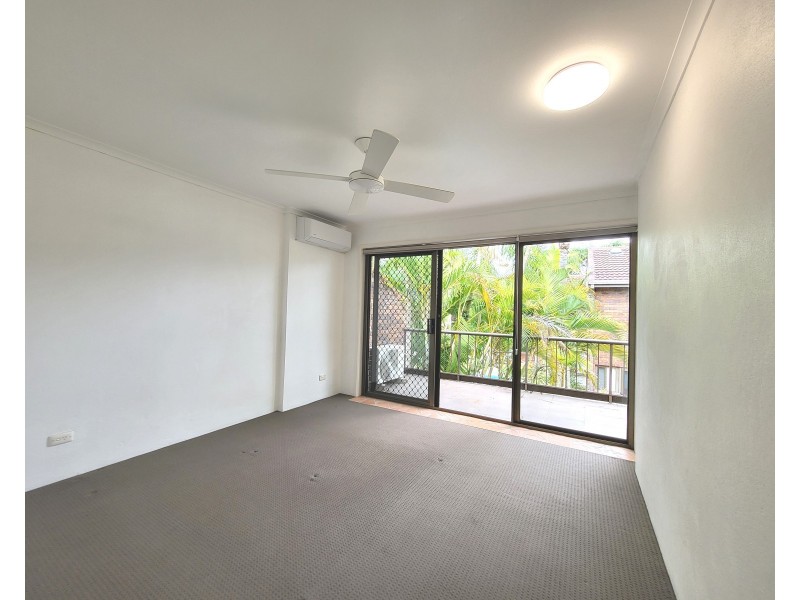 3/12 Cloudsley Street, Noosaville QLD 4566