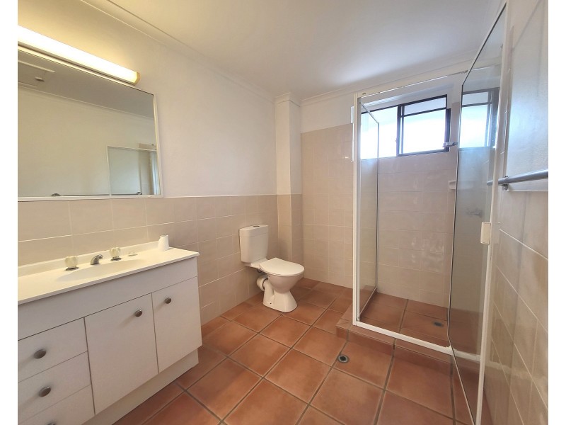 3/12 Cloudsley Street, Noosaville QLD 4566