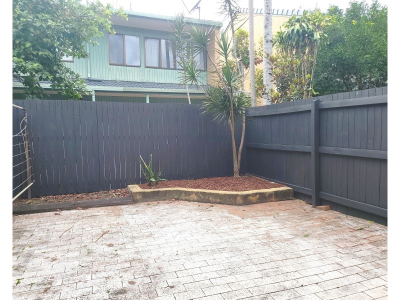 3/12 Cloudsley Street, Noosaville QLD 4566