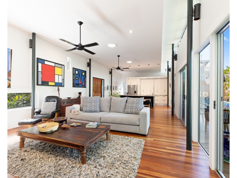 14 Adams Street, Sunshine Beach QLD 4567