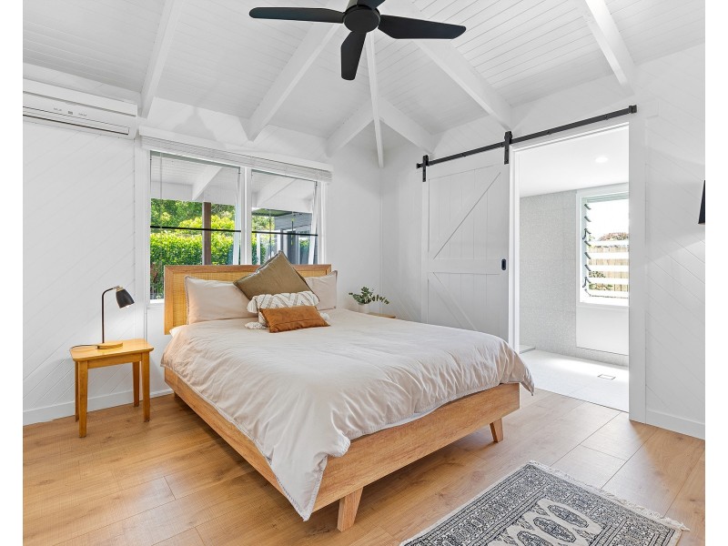 36 Dame Patti Drive, Sunrise Beach QLD 4567