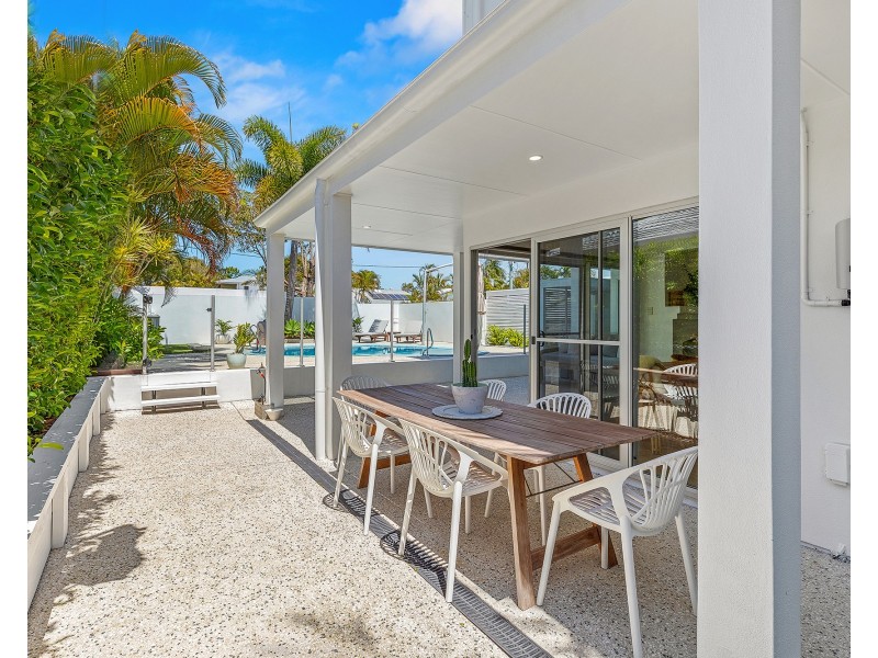 36 Dame Patti Drive, Sunrise Beach QLD 4567
