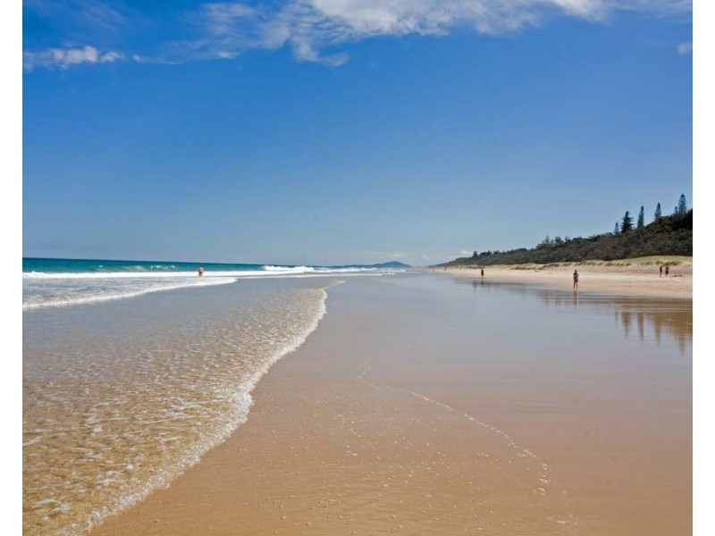 36 Dame Patti Drive, Sunrise Beach QLD 4567