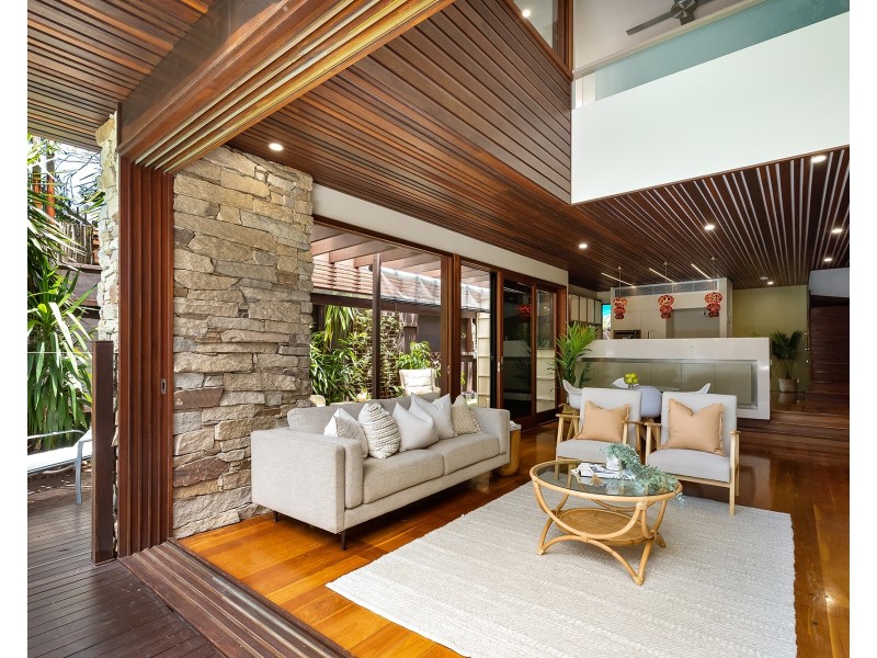 2/14 Weyba Street, Sunshine Beach QLD 4567