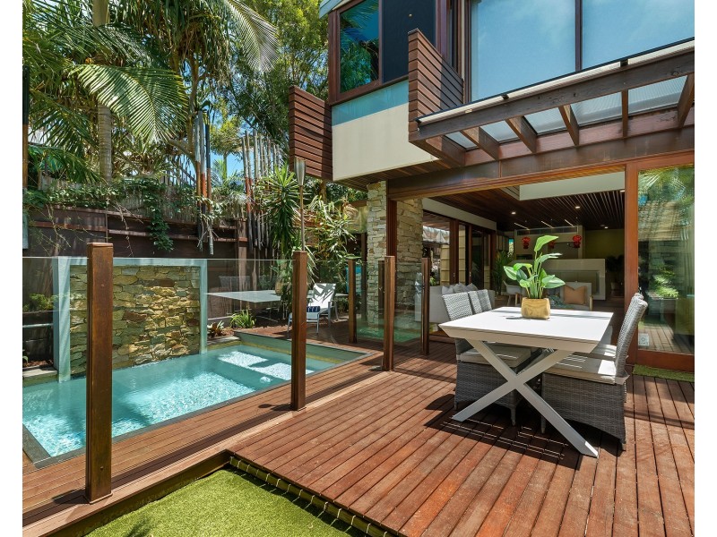 2/14 Weyba Street, Sunshine Beach QLD 4567