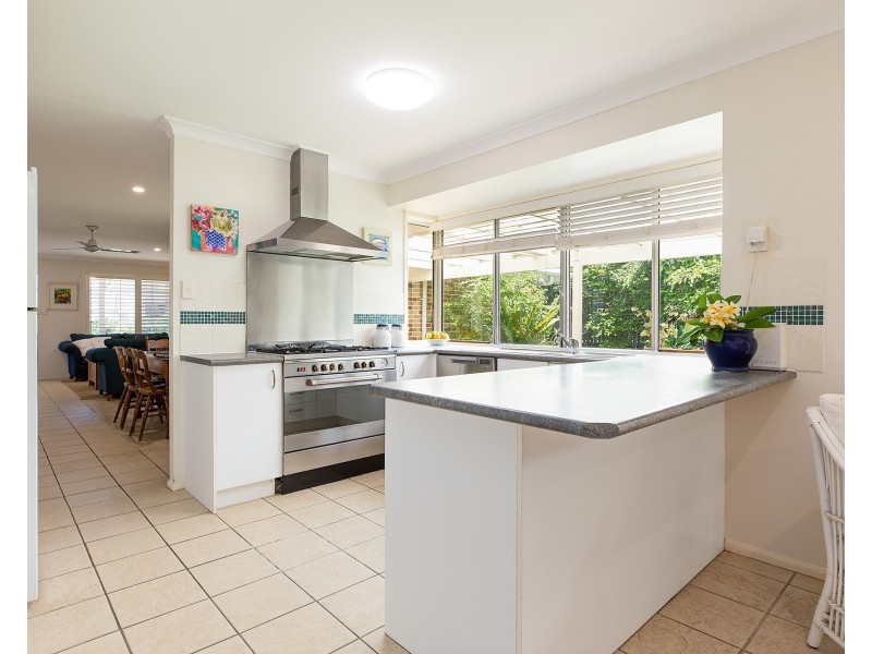 6 Cambridge Court, Tewantin QLD 4565