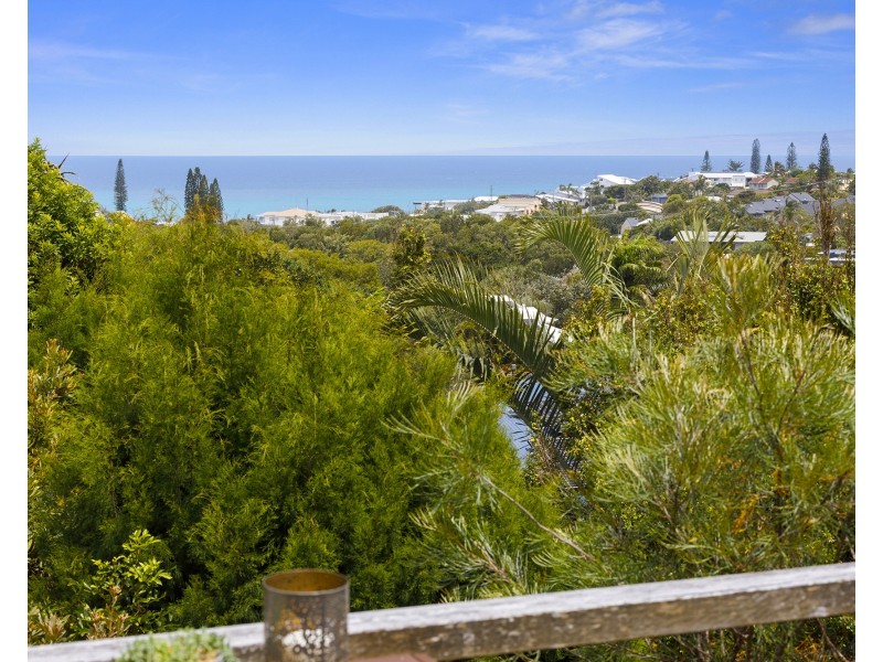 14 Liberty Place, Sunrise Beach QLD 4567