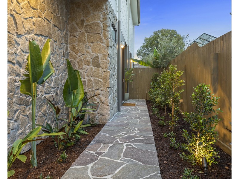 21A Nannygai Street, Noosaville QLD 4566