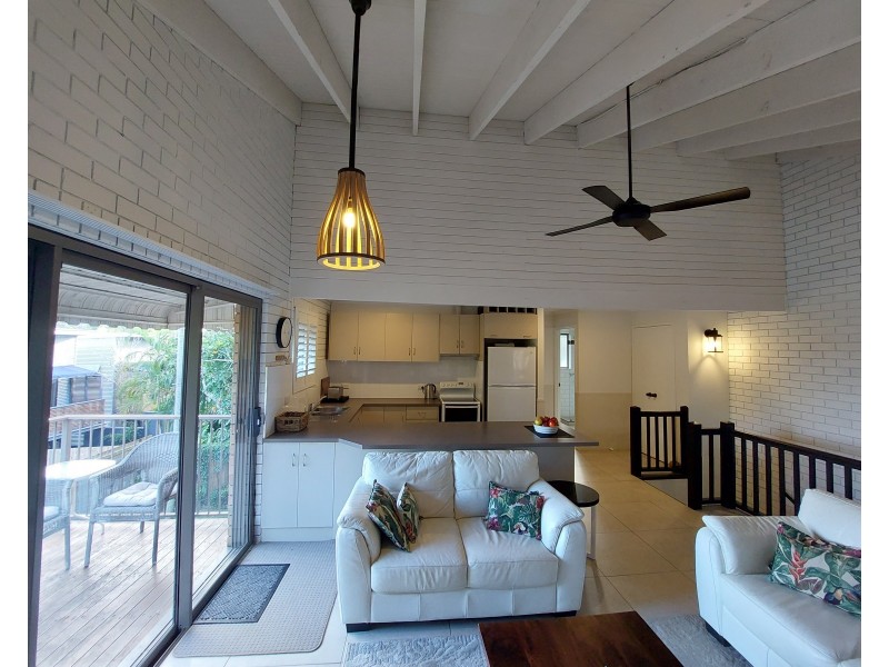 4/16 Wildflower Street, Sunshine Beach QLD 4567