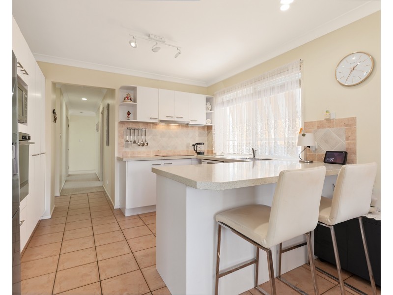 1 Honeyeater Avenue, Noosaville QLD 4566