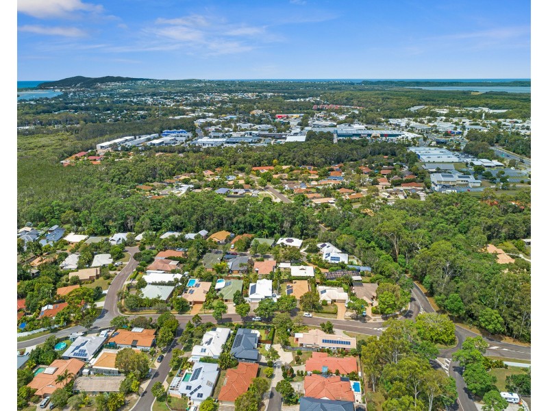 1 Honeyeater Avenue, Noosaville QLD 4566