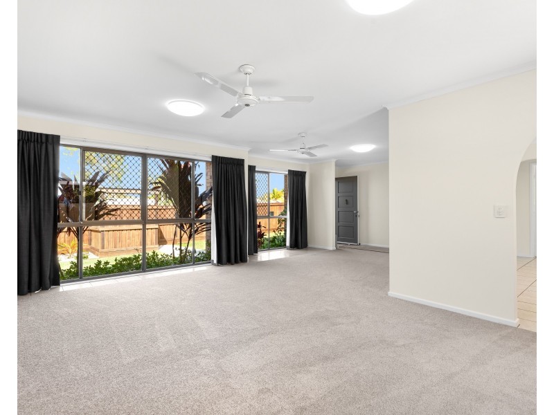 90 Saint Andrews Drive, Tewantin QLD 4565