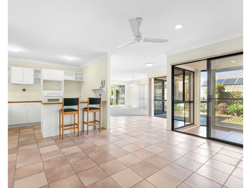 11 Raven Way, Noosaville QLD 4566