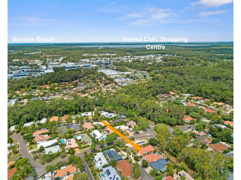 11 Raven Way, Noosaville QLD 4566