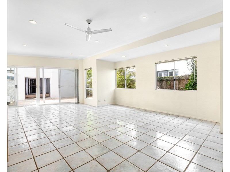 1/23 Bluefin Court, Noosa Waters QLD 4566