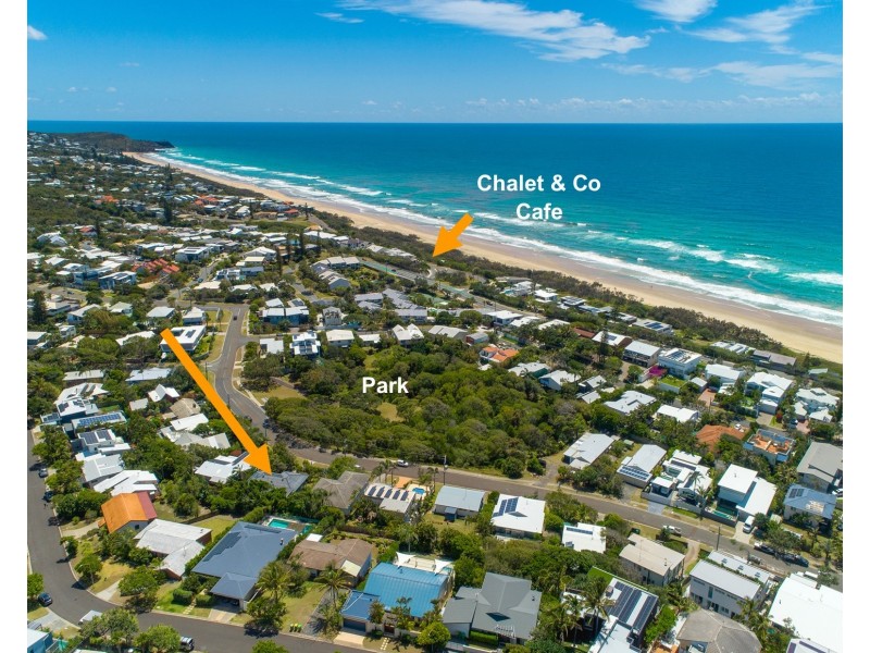 18 Orient Dve, Sunrise Beach QLD 4567