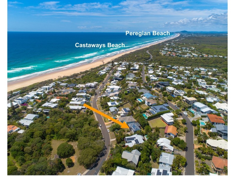 18 Orient Dve, Sunrise Beach QLD 4567