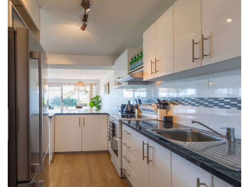 1/22 Corsair Crescent, Sunrise Beach QLD 4567