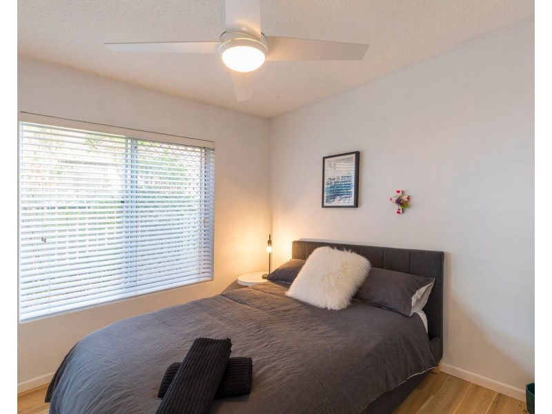 1/22 Corsair Crescent, Sunrise Beach QLD 4567