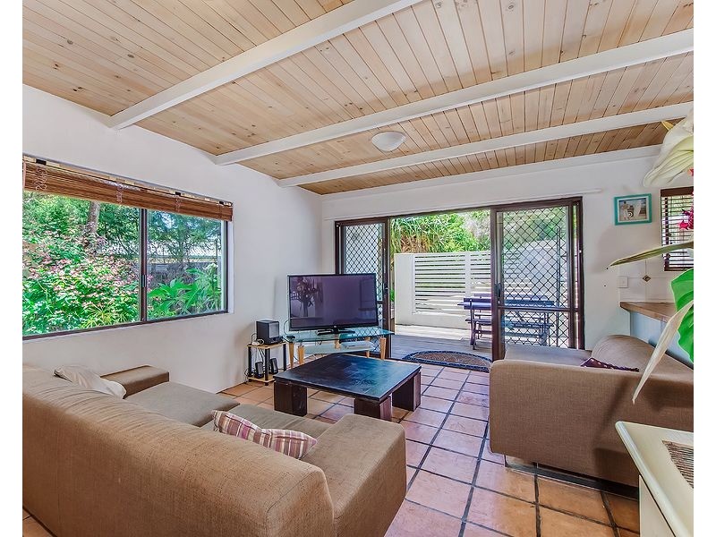 1/3 Nebula Street, Sunshine Beach QLD 4567