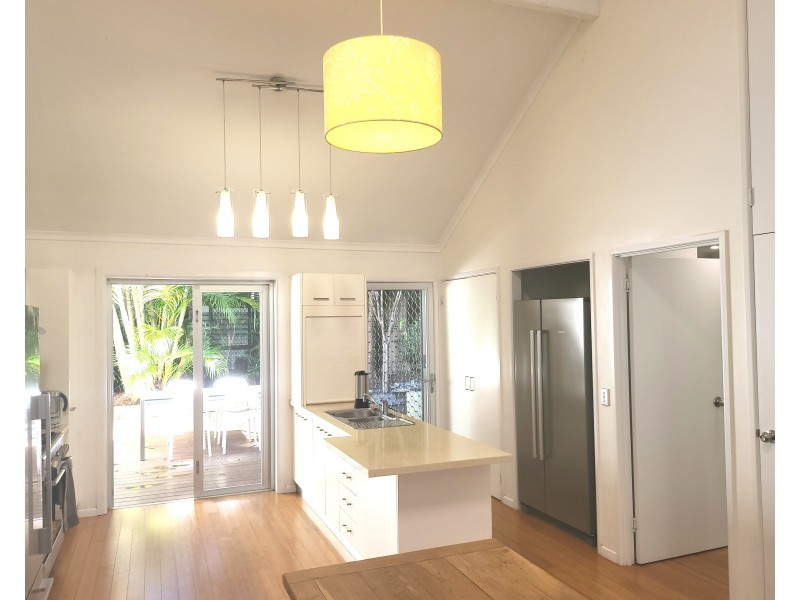 2/23 Bryan Street, Sunshine Beach QLD 4567