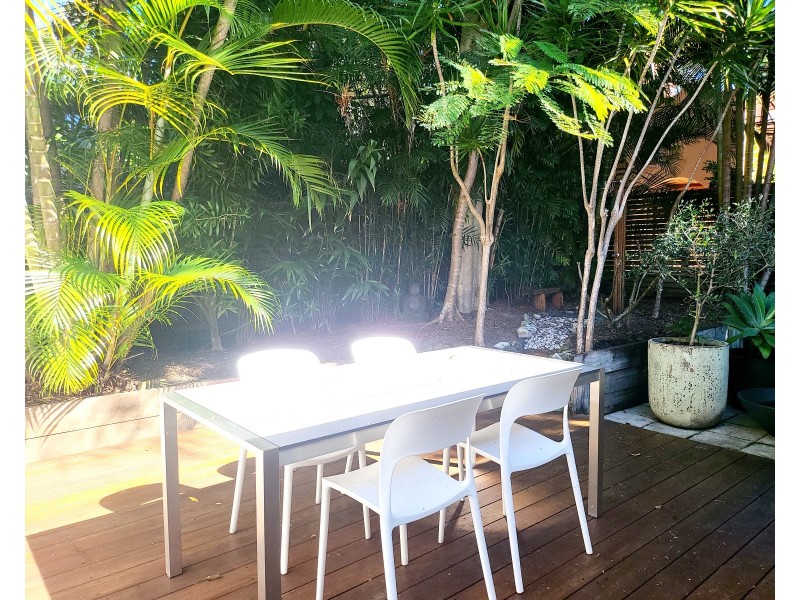 2/23 Bryan Street, Sunshine Beach QLD 4567