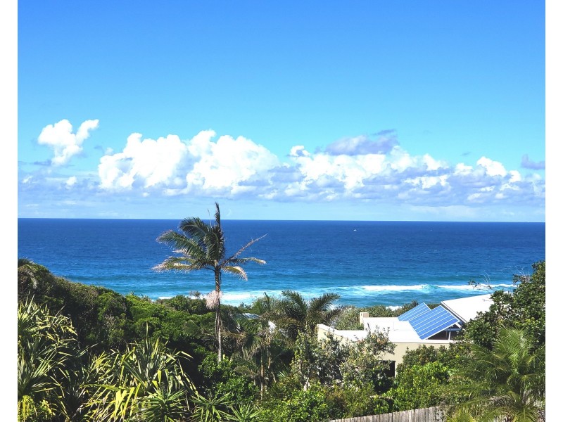 7/9 Pilchers Gap, Sunshine Beach QLD 4567