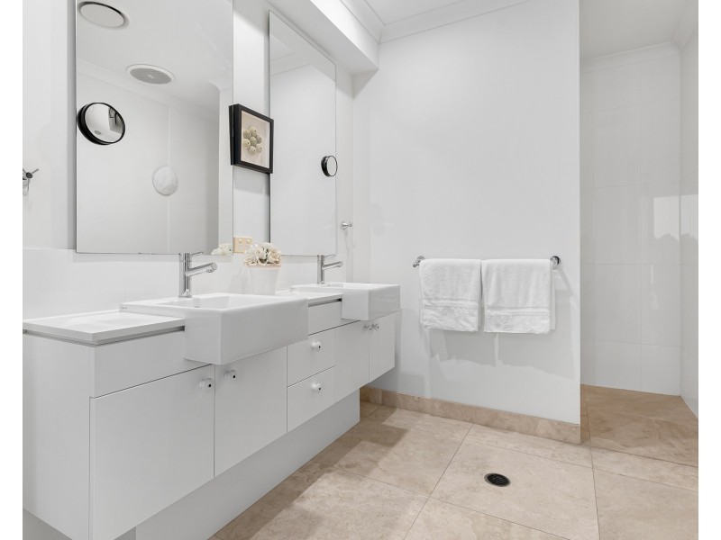 134 Shorehaven Dve, Noosa Waters QLD 4566