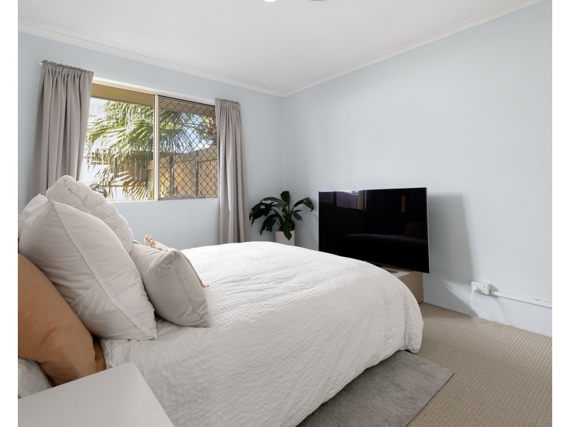 1/8 Margit Cr, Sunrise Beach QLD 4567