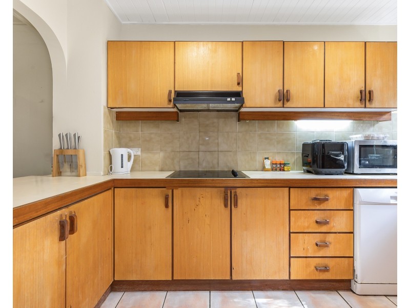 unit 5/6 Ray Street, Sunshine Beach QLD 4567