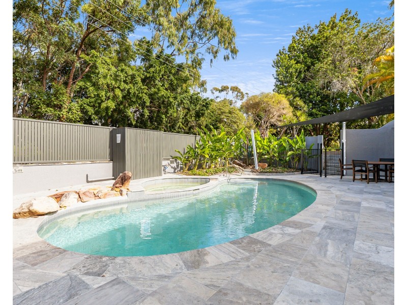 unit 5/6 Ray Street, Sunshine Beach QLD 4567