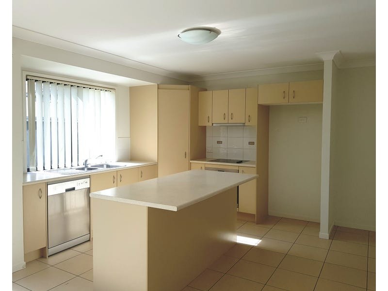 7 Prospect Place, Cooroy QLD 4563