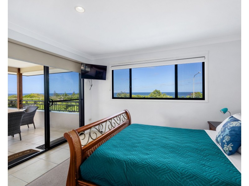 1 Podargus Parade, Peregian Beach QLD 4573