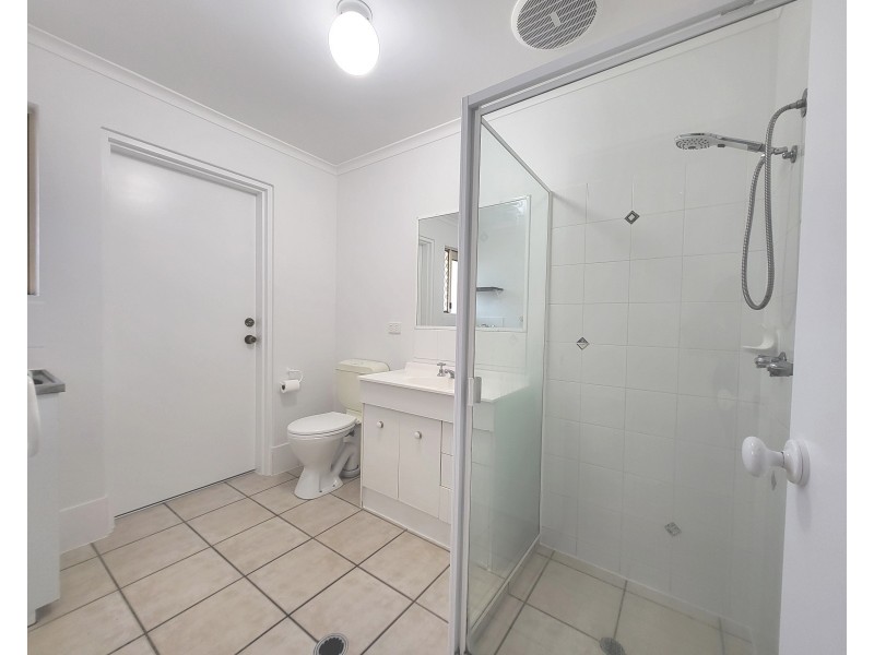 1/8 Margit Crescent, Sunrise Beach QLD 4567