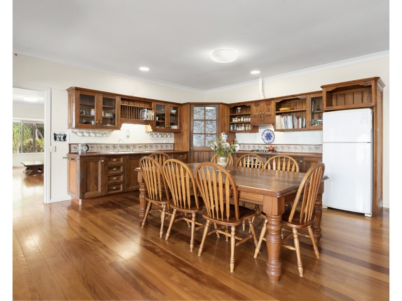 23 Robert Street, Noosaville QLD 4566