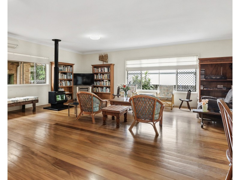 23 Robert Street, Noosaville QLD 4566