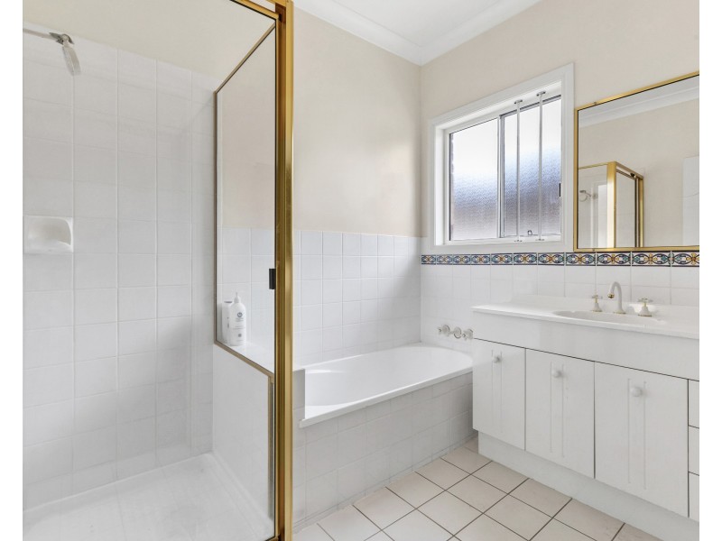 23 Robert Street, Noosaville QLD 4566