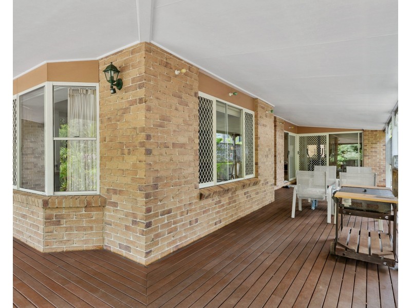 23 Robert Street, Noosaville QLD 4566