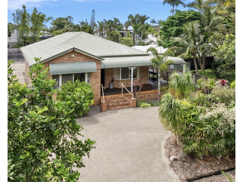 23 Robert Street, Noosaville QLD 4566