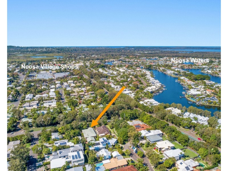 23 Robert Street, Noosaville QLD 4566