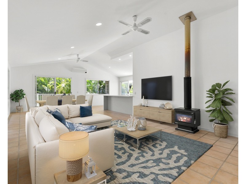 30 Driftwood Drive, Castaways Beach QLD 4567