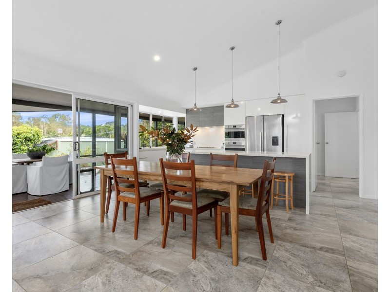 27 Sunrise Avenue, Tewantin QLD 4565