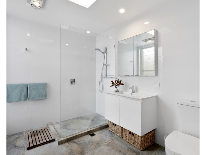 27 Sunrise Avenue, Tewantin QLD 4565