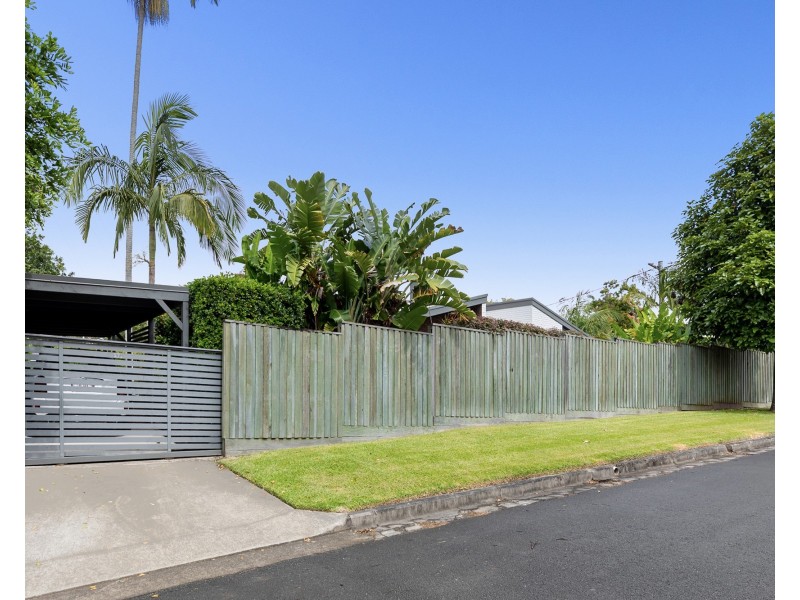 27 Sunrise Avenue, Tewantin QLD 4565